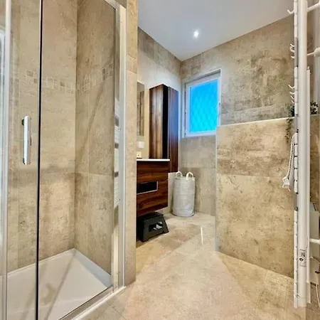 Apartment Florida, 8 Prs, Piscine, Clim, Parking Antibes