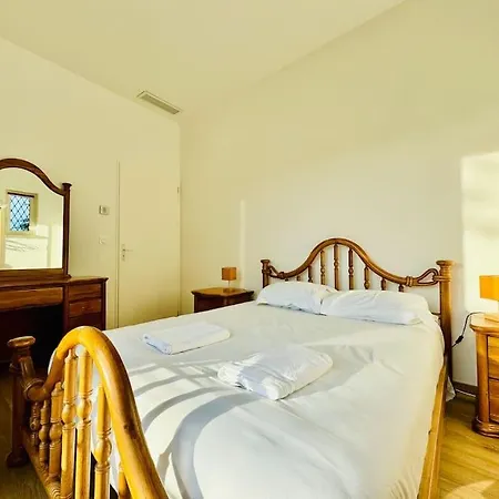 Florida, 8 Prs, Piscine, Clim, Parking Antibes